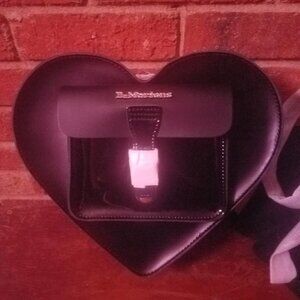 NWT Dr. Marten's Heart Bag